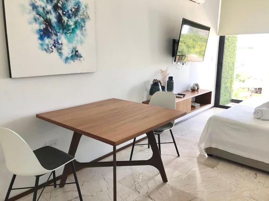 One Paralia By Andiani Apartment